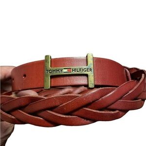 VINTAGE TOMMY HILFIGER. Braided leather belt sz m